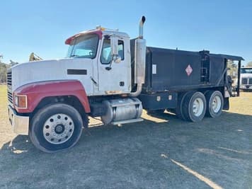 Main image Mack CH613